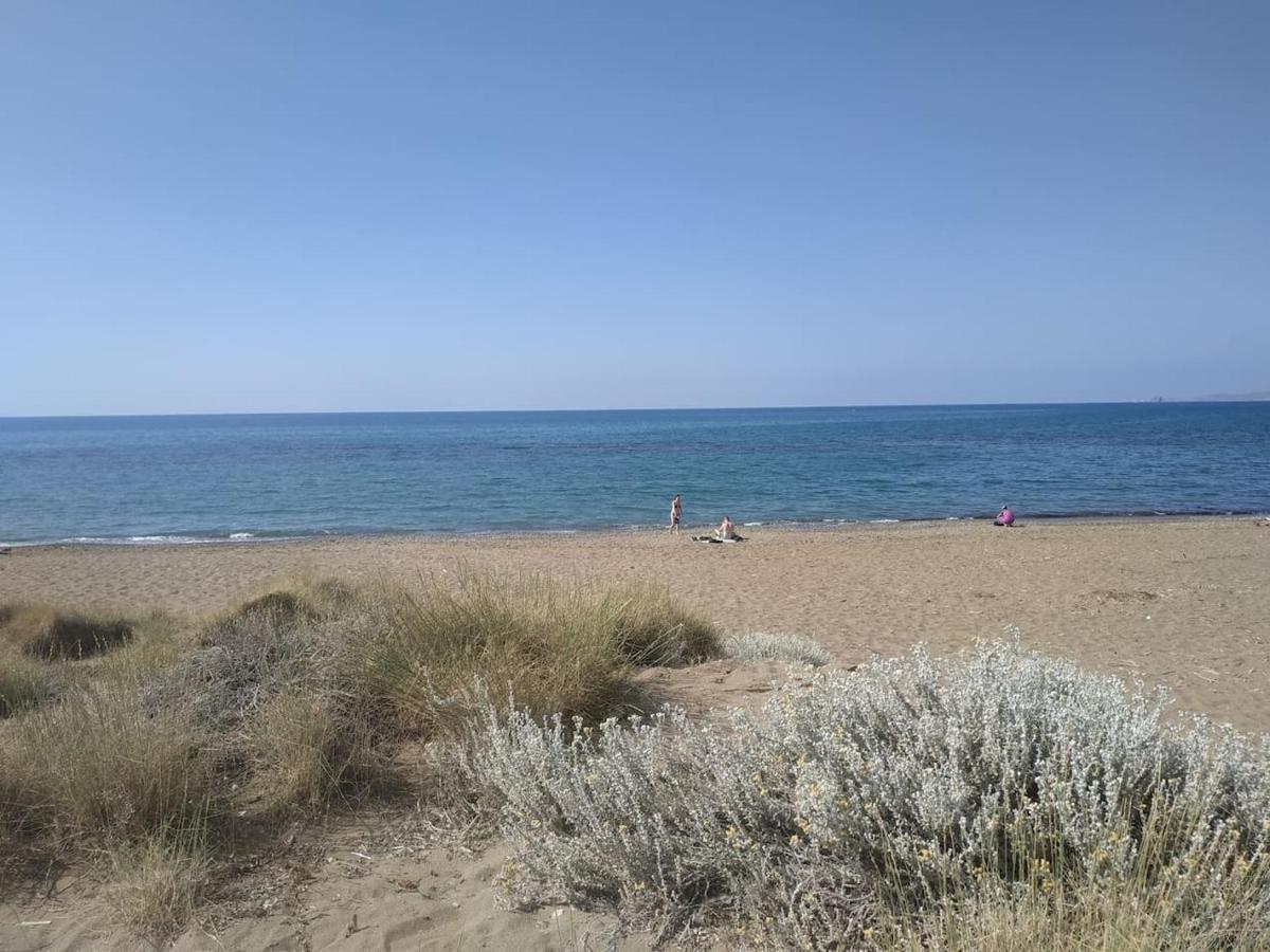 Studio On The Closest Beach To The City! Amoudara  Екстер'єр фото